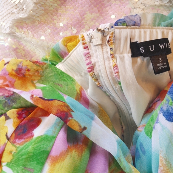 As U Wish Strapless floral Chiffon Gown, Juniors 3 - Picture 7 of 9